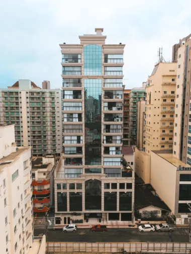 Apartamento para venda no bairro Meia Praia em Itapema Apartamento para venda no bairro Meia Praia em Itapema